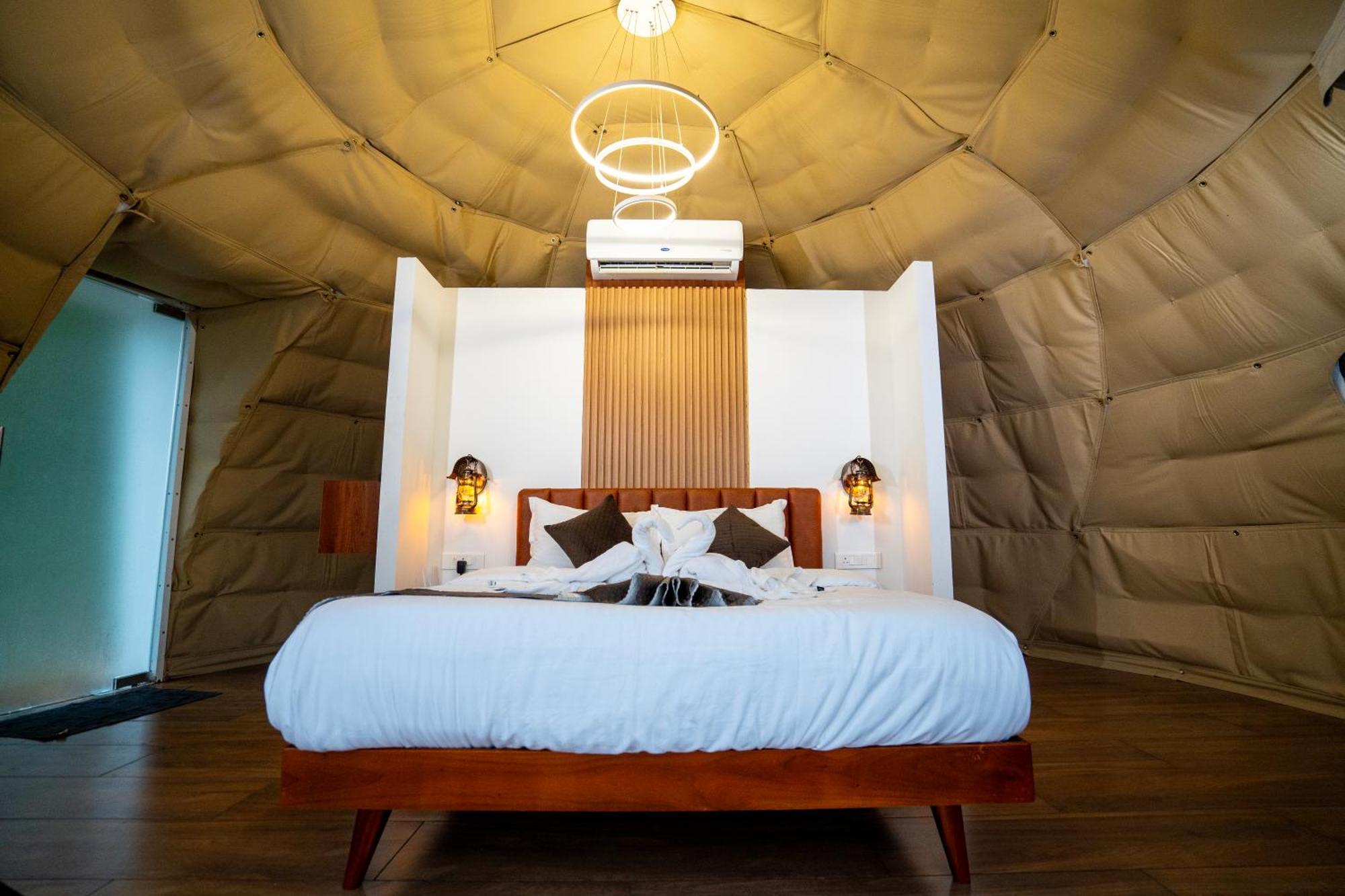Karimb Resorts Vallikavungal Екстер'єр фото